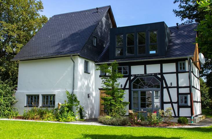 Ganze Wohnung, Ferienwohnung 'Michels Mühle - Pitt Sin Atelier' mit privater Terrasse, privatem Garten und Wlan in Brilon, Hochsauerlandkreis