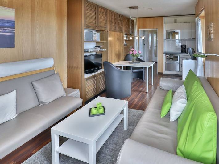 Ferienwohnung für 3 Personen, mit Pool und Balkon sowie Sauna in Duhnen