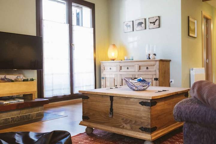 Vacation rental for 4 people, with balcony in Les