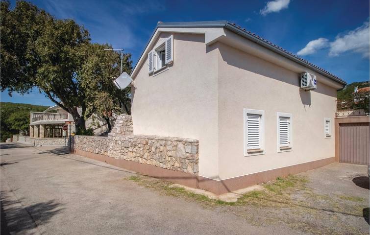 Gemütliche 1-Zimmer-Wohnung mit Terrasse, in der Nähe der Küste und des Stadtzentrums in Povile, Primorje-Gorski Kotar
