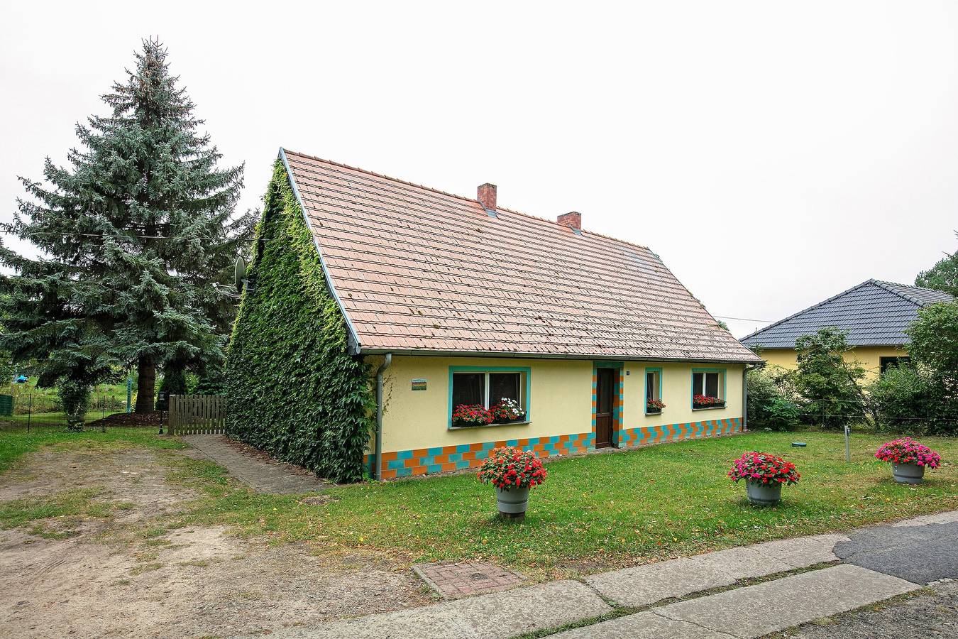 Maison de vacances 'Ferienhaus Sonnenhof' avec terrasse privée, jardin privé et Wi-Fi in Lac de l'Ucker supérieur, Uckermark