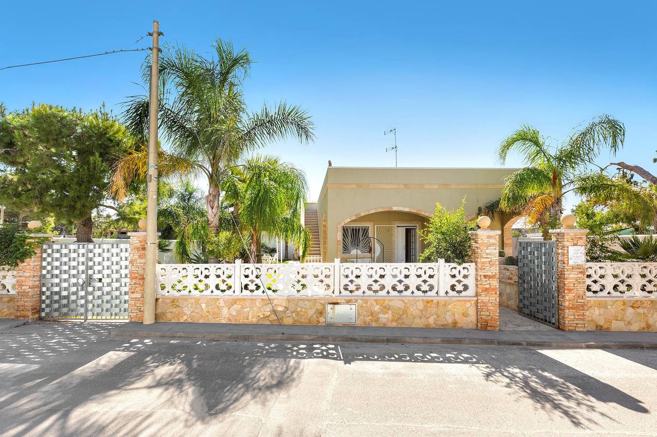 Gästehaus für 6 Personen mit Garten in Spiaggia di Torre Squillace, La Strea