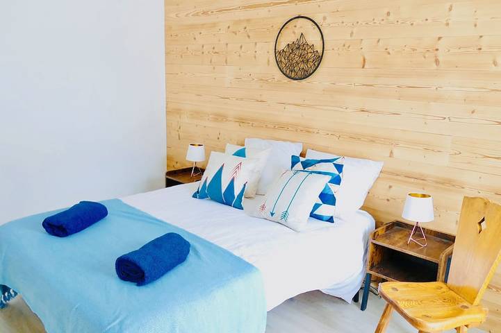 Apartamento entero, Apartamento de 300m2– Sauna, barbacoa, terraza soleada, balneoterapia in Mont-de-Lans, Les Deux Alpes