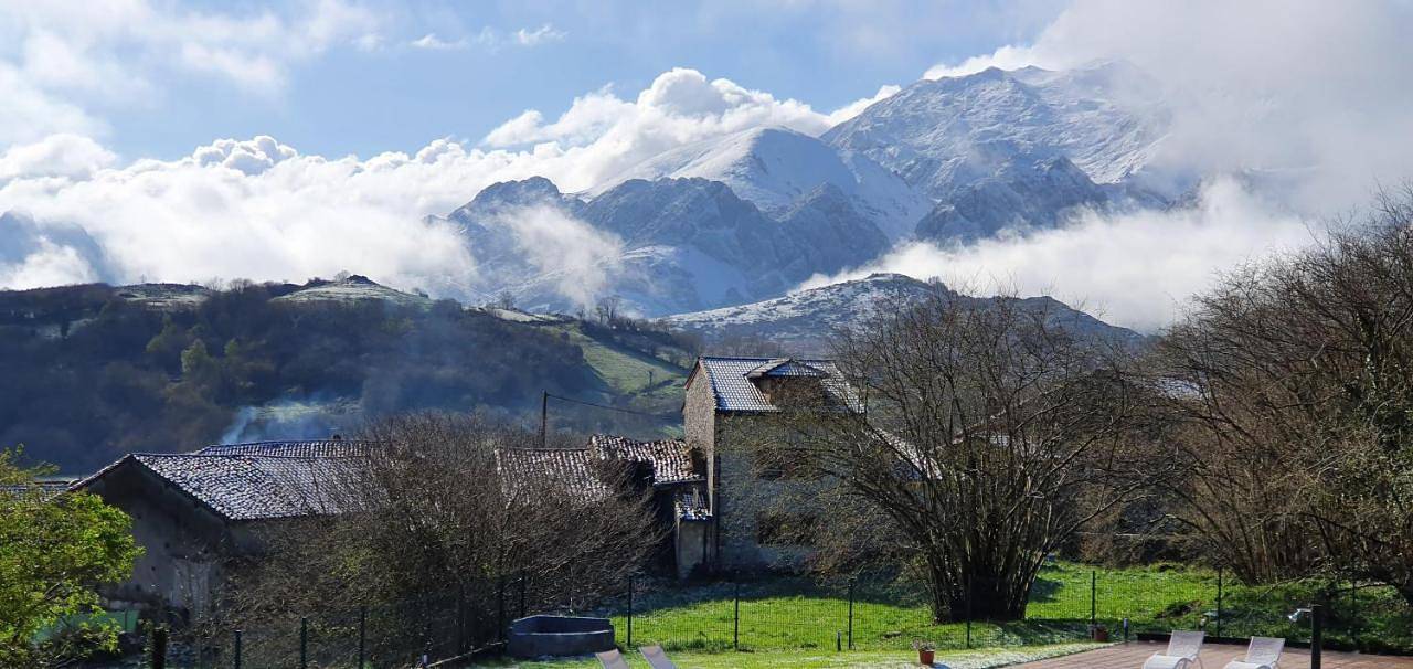 Double Room with Mountain View in Ortiguero, Cabrales