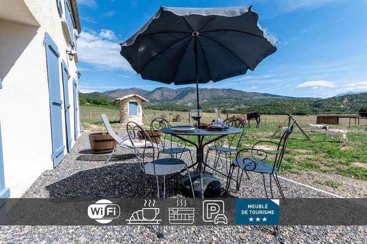 Gîte pour 2 personnes, avec jardin ainsi que jacuzzi et sauna, adapté aux familles à Champtercier