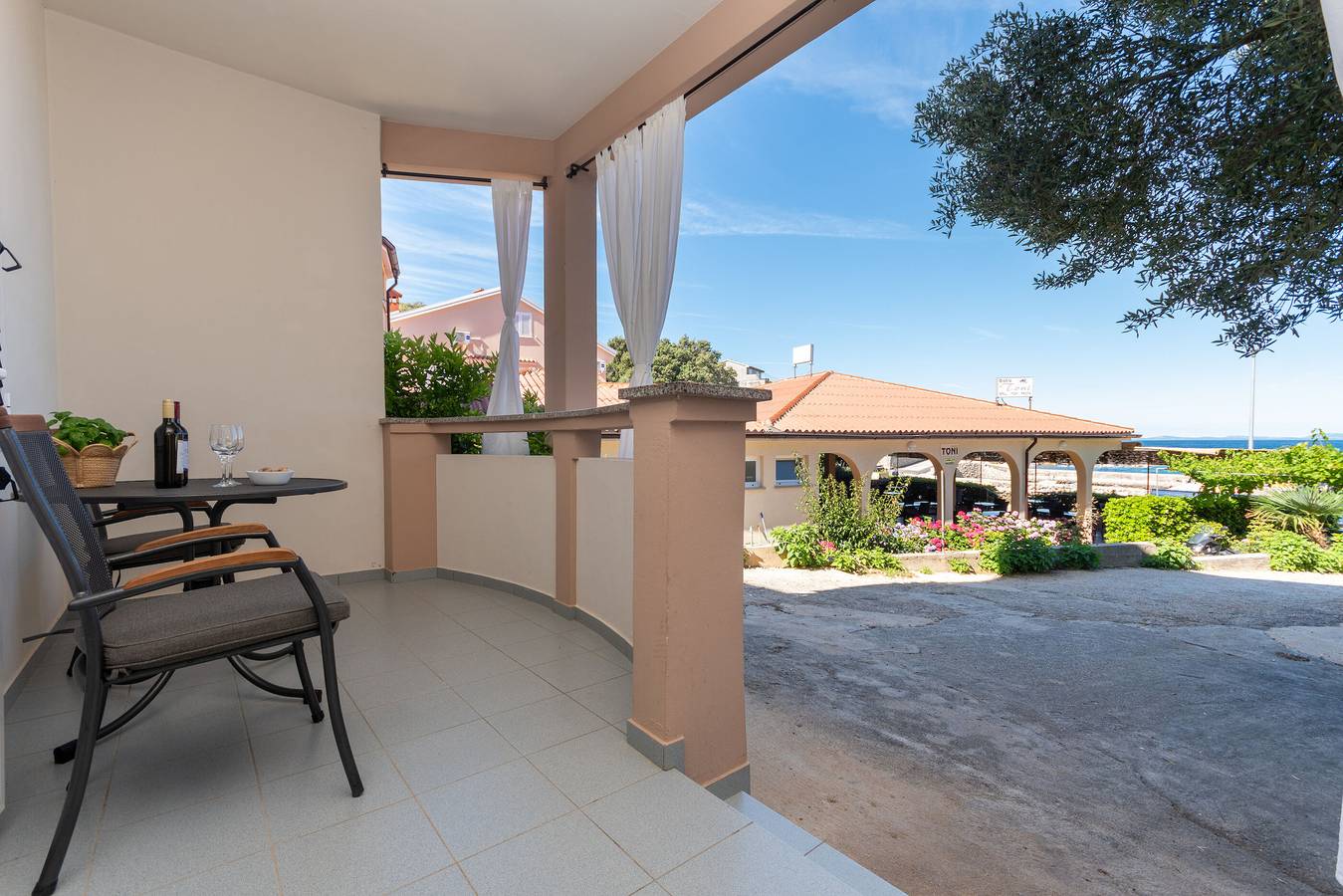 Cijeli apartman, Apartments Beachfront Jakisnica in Novalja, Otok Pag