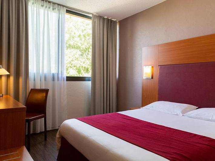 Hôtel pour 2 personnes, avec piscine et jardin, animaux acceptés à Labège - 2