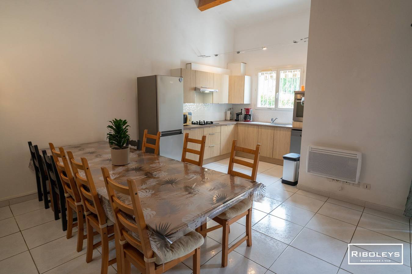 Villa T4 à 450m de la plage avec climatisation in Vias Plage, Vias