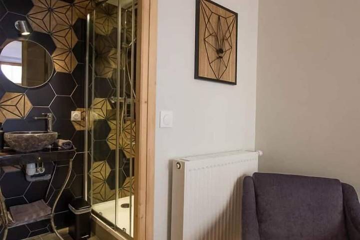 Location de vacances pour 2 personnes, avec terrasse dans Cite Medievale de Conflans - 3