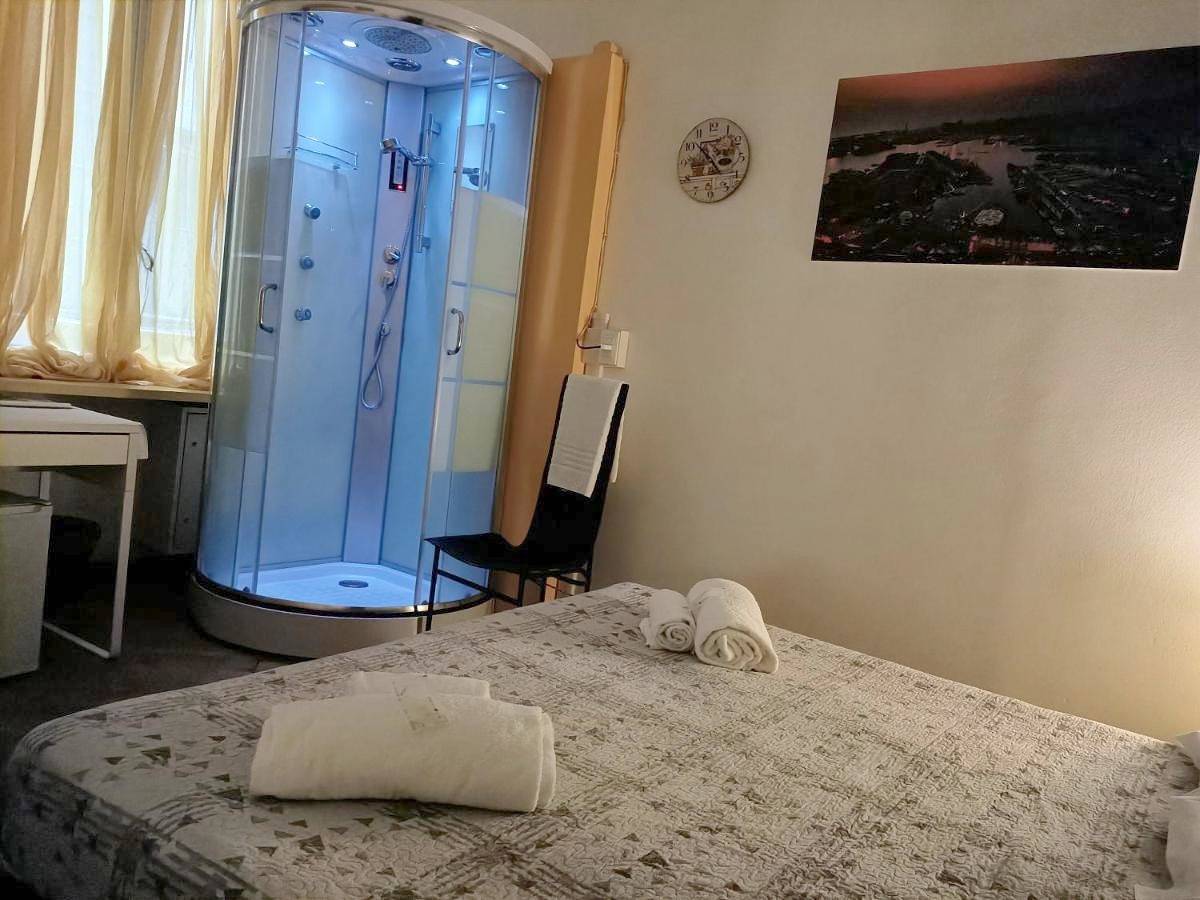 Hotel Youri Il Magnifico in Gênes (Ville), Gênes