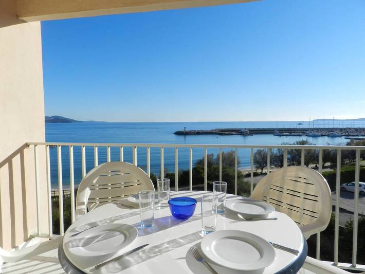 Gîte pour 6 personnes dans Port de Bormes les Mimosas