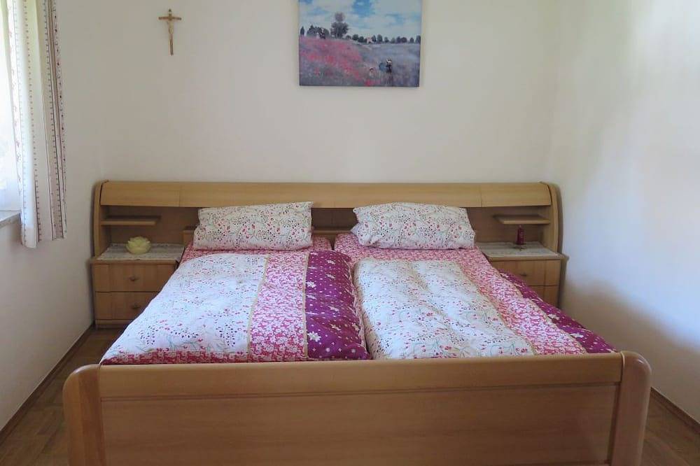 Ganze Wohnung, Fewo 90 m², 3 Sz, Liegewiese, seperates Wc, Bergblick, W-Lan(Gastzugang) in Frasdorf, Chiemsee