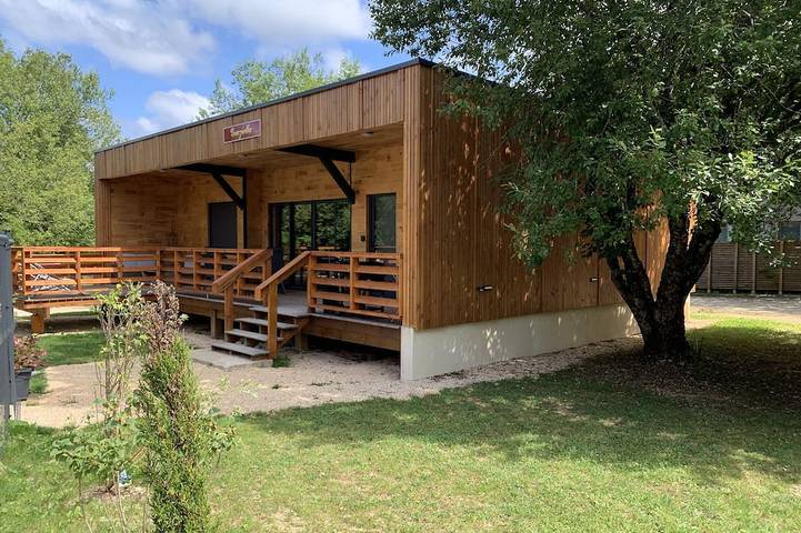 Gîte pour 6 personnes, avec terrasse et jardin - 1