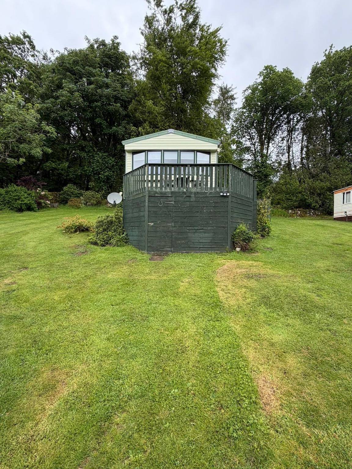 Family & Dog Friendly 2-Bed Caravan, Sleeps 6 in Dumfries und Galloway