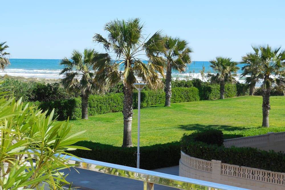 Entire apartment, Guardamar De La Safor: Apartment With Beautiful Sea View in Guardamar de la Safor, Costa de Valencia