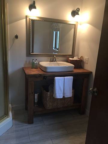 Cabin for 4 Guests in Canandaigua Lake, Ontario County, Picture 1