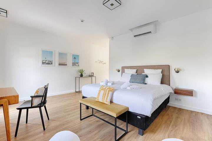 Chalet para 2 personas, con jardín además de jacuzzi y sauna - 1