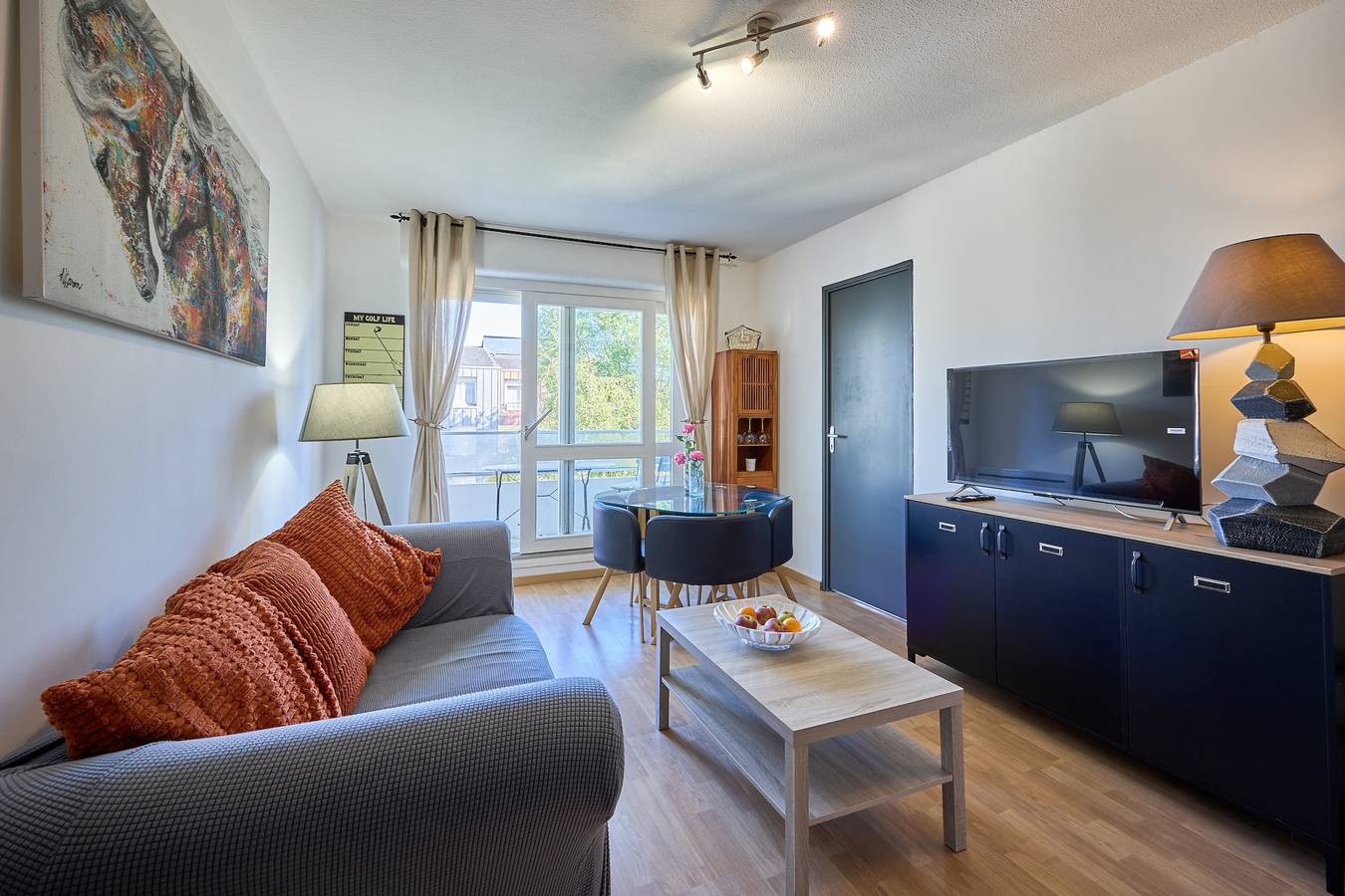 Apartamento entero, Le Côtier - Appt à 200m de la plage in Courseulles-sur-Mer, Región de Caen