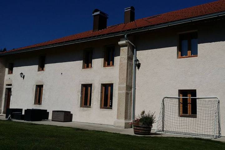 Appartement de vacances pour 9 personnes, avec jardin et terrasse