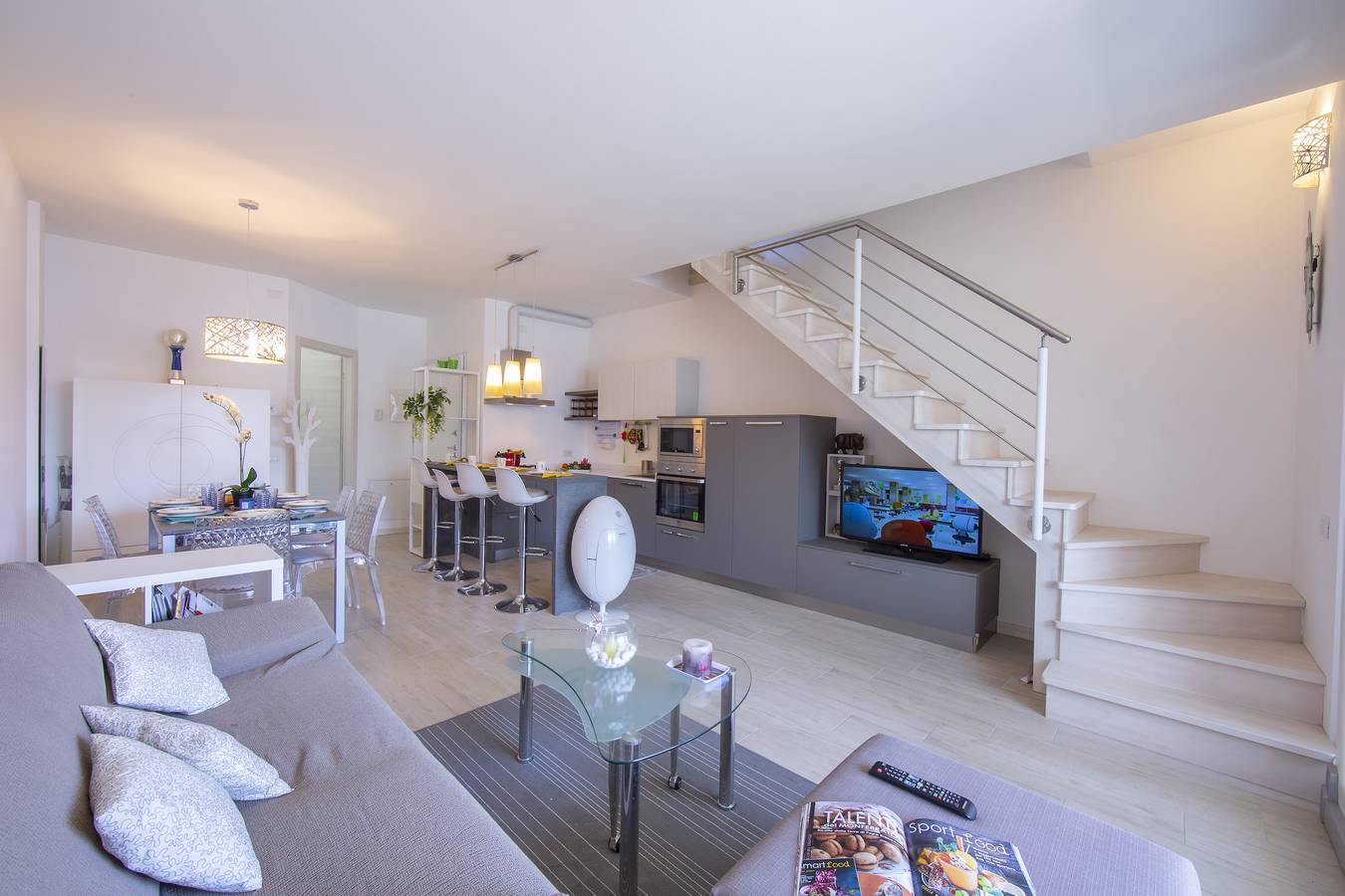 Apartamento entero, Como Lake Modern Apartment Ulivi in Mezzegra, Tremezzina
