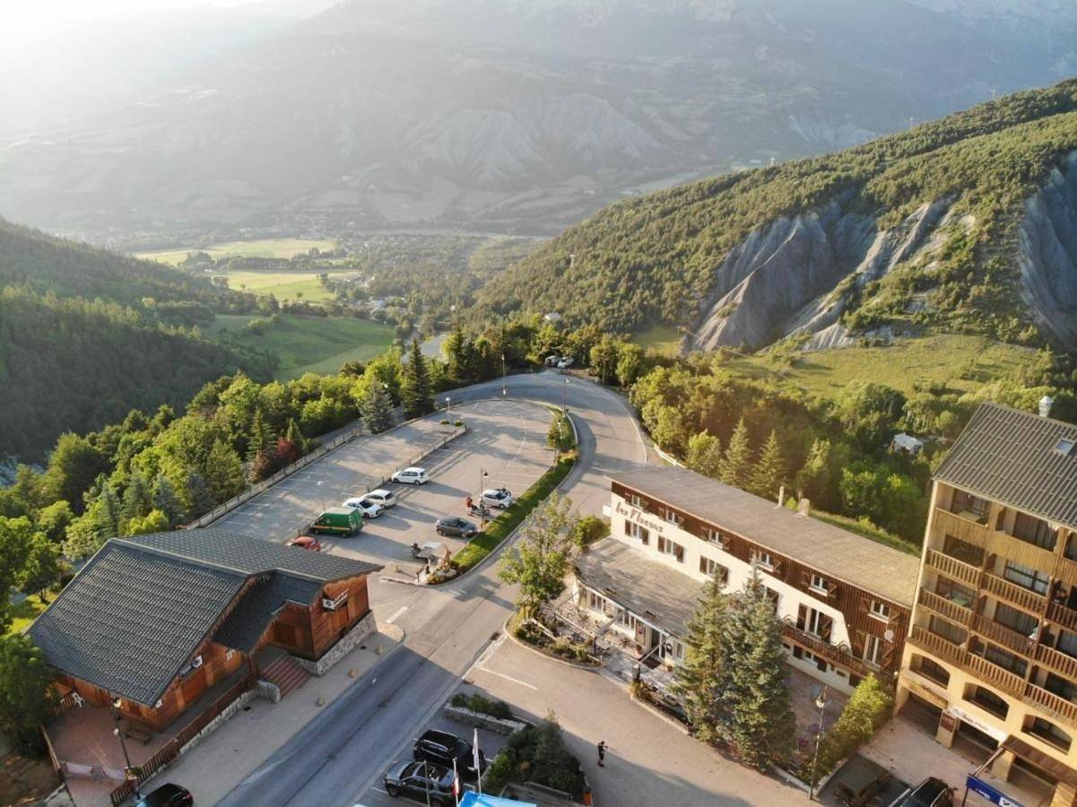 Hôtel les Flocons in Le Sauze, Enchastrayes