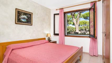 Apartment for 4 People in Pals, Lower Empordà, Photo 2