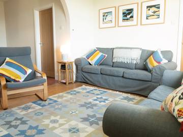 Holiday Home for 6 People in Pembrokeshire, South-Wales, Photo 2