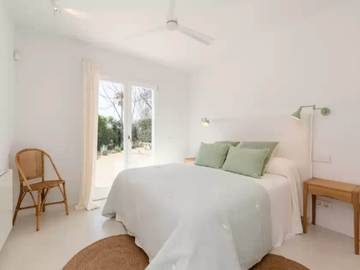 Villa in Sant Lluís, Menorcas Küste für 8 