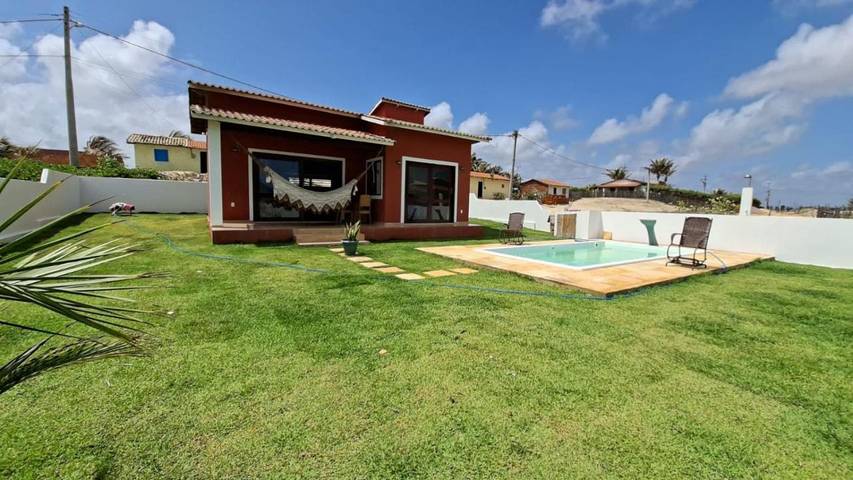 Casas e apartamentos de temporada para 2 pessoas, com balcão e vista e ainda piscina em Beberibe