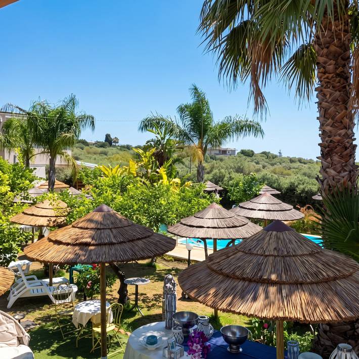 Appartamento intero, Appartamento spazioso a Pozzallo, vista mare, piscina condivisa in Tegolaio, Pozzallo