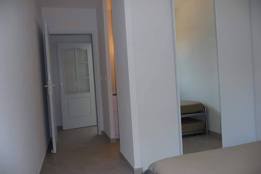 Beautiful villa near Calvi on private land with private pool in Moncale, Calvi region