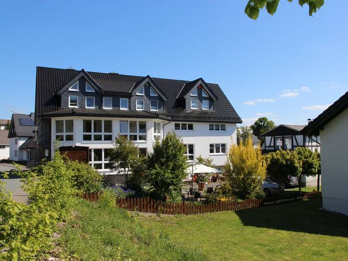 Pension für 3 Personen, mit Terrasse und Whirlpool sowie Garten und Sauna im Sauerland