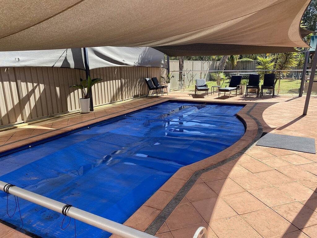 Quiet seclusion for peaceful rejuvenation/heated outdoor pool/suit families (9) in Mandurah, Western Australia