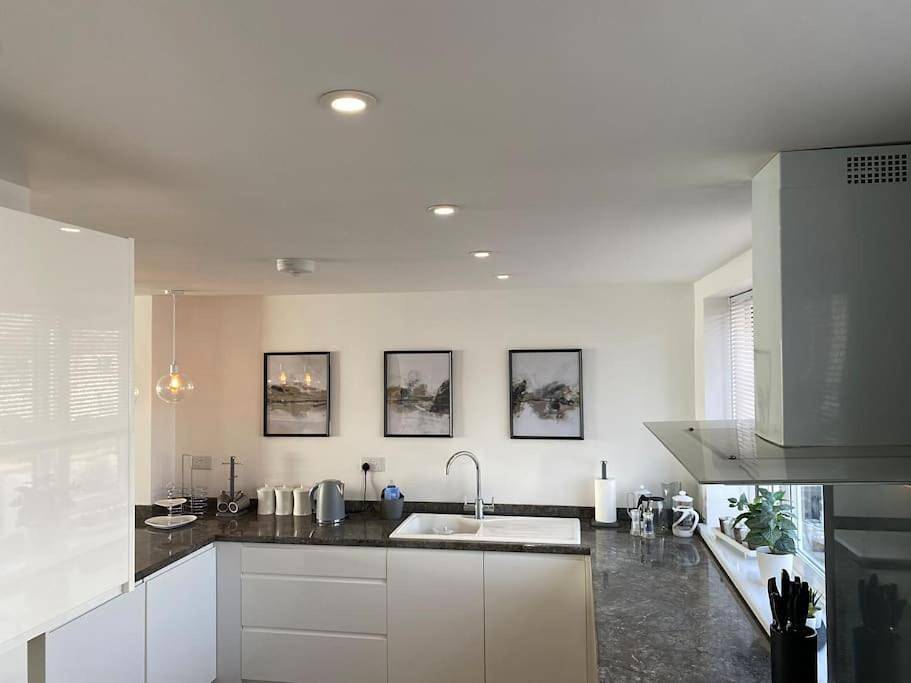 Four-Bedroom House in Hayling Island, Havant