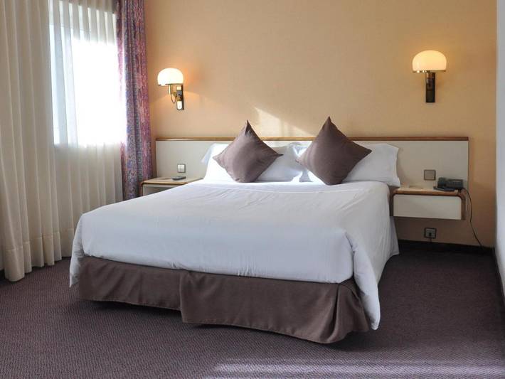 Hôtel pour 2 personnes, avec jacuzzi ainsi que terrasse et sauna à Andorre-la-Vieille - 4