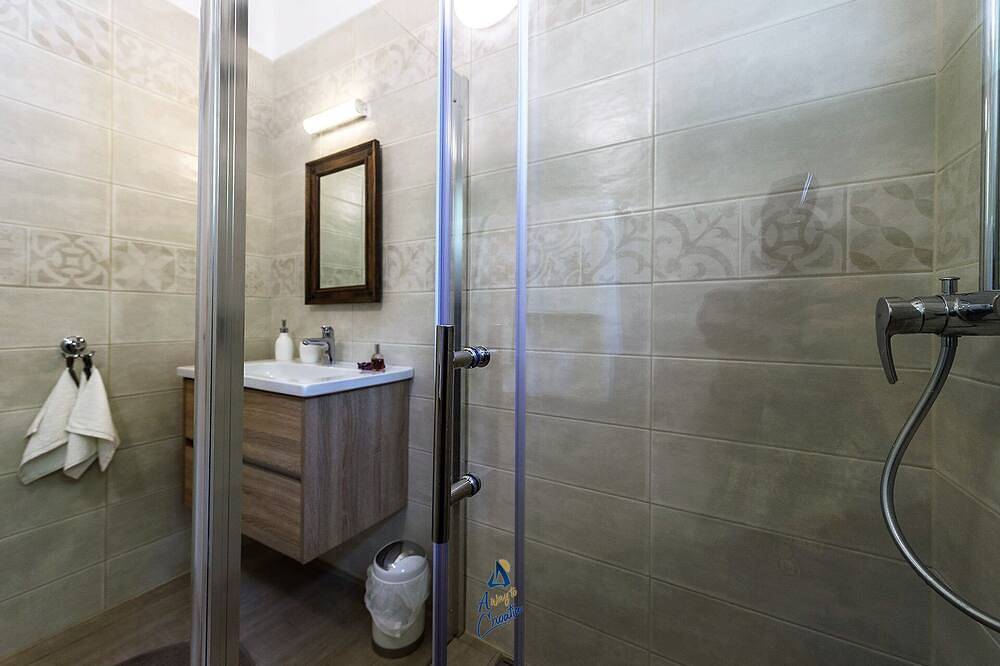 Charmante 3Br Villa Oasis für 6 mit privatem beheizbarem Pool in Općina Višnjan, Porec und Umgebung