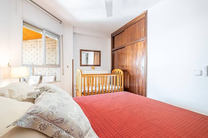 Ganze Wohnung, Gorgeous apartment in El Campello with WiFi in Playa Carrer La Mar, El Campello