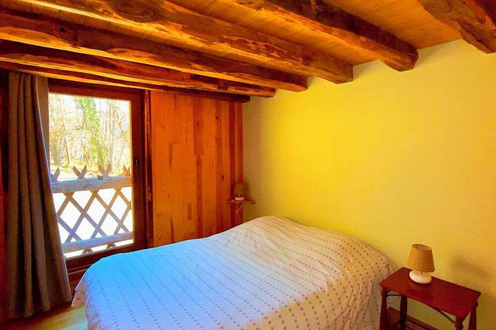 Gîte pour 15 personnes, avec jardin à Sengouagnet - 3