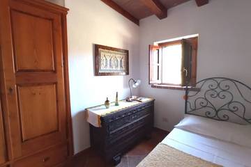Agriturismo per 5 Persone in Sos Alinos, Orosei, Foto 2
