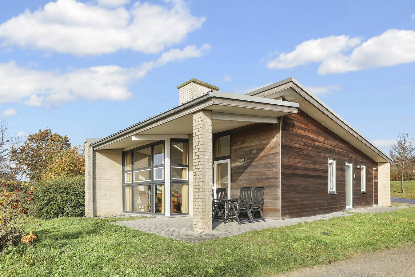 Bungalow für 6 Personen mit Sauna in Froidchapelle, Hennegau