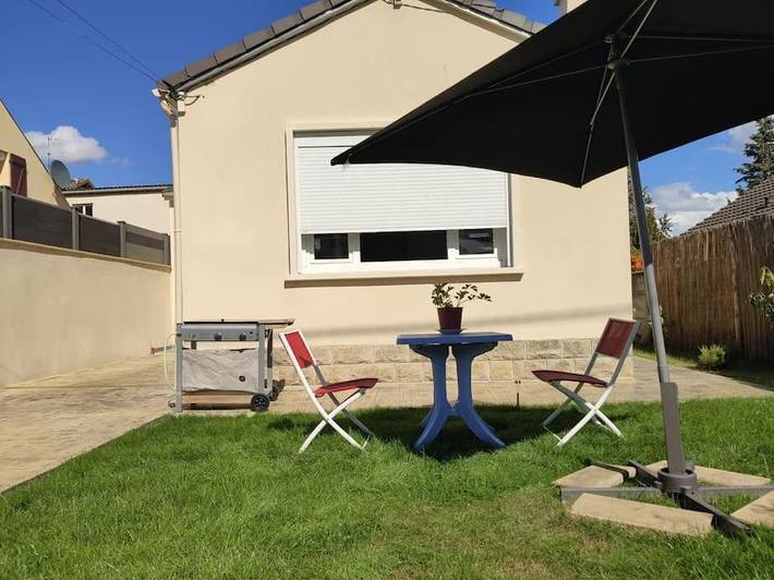 Location de vacances pour 4 personnes, avec jardin et terrasse à Carrières-sous-Poissy