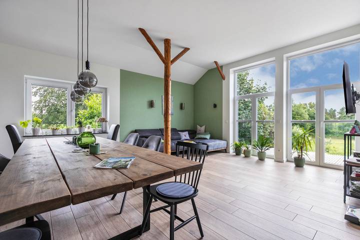 Ferienwohnung für 5 Personen, mit Balkon und Garten