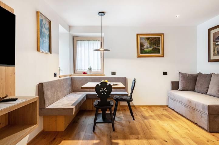 Gîte pour 2 personnes, avec jardin à Funes - 2