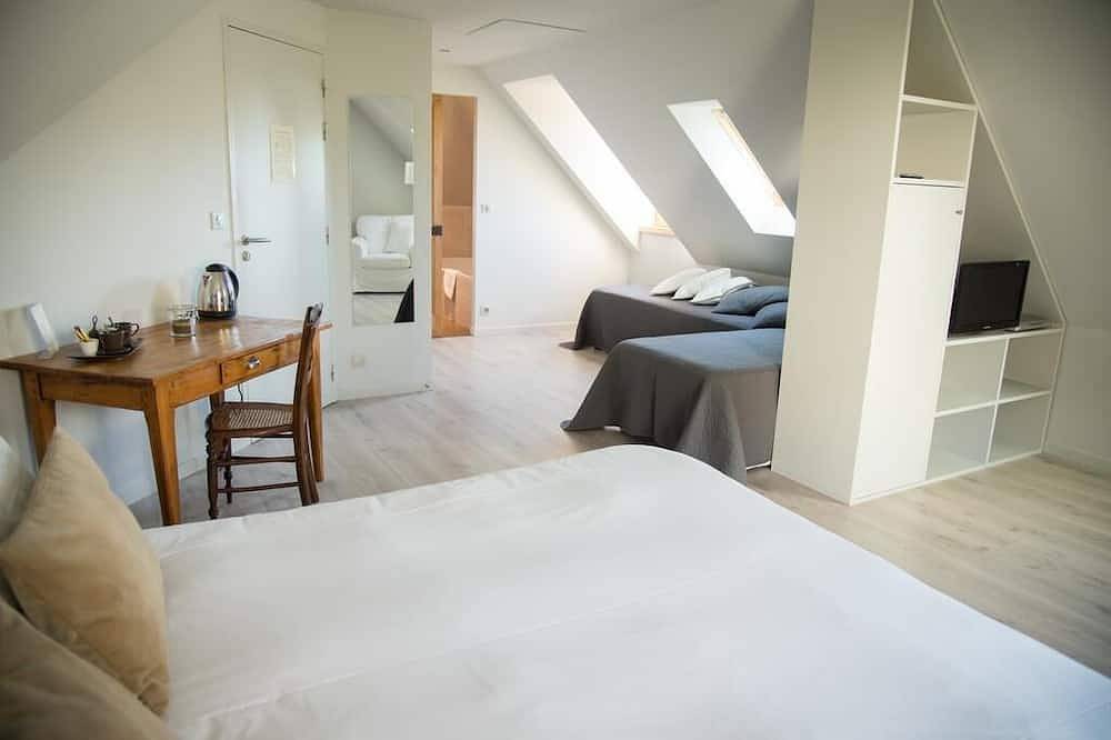 Beautiful stone house in Aubrac in Laguiole (Aveyron), Parc naturel régional de l'Aubrac