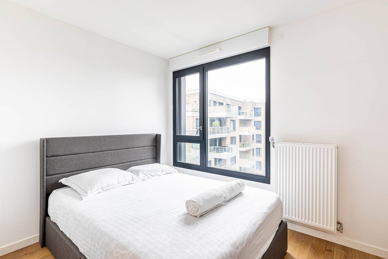 Appartement entier, Guestready - Apt de charme avec terrasse in Asnières-sur-Seine, Hauts-de-Seine
