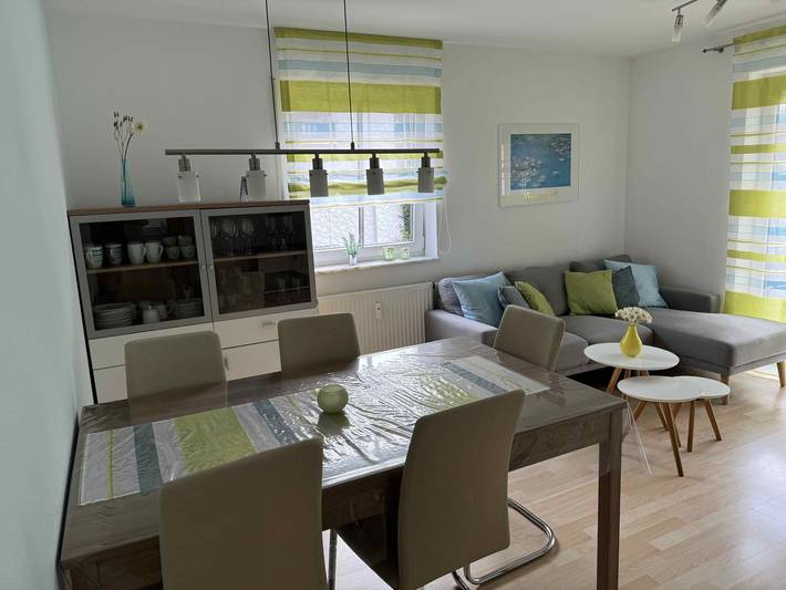 Ganze Ferienwohnung, Ferienwohnung Schütz - Ferienwohnung mit 2 sep. Schlafzimmern, Balkon, 60qm in Prien, Prien am Chiemsee