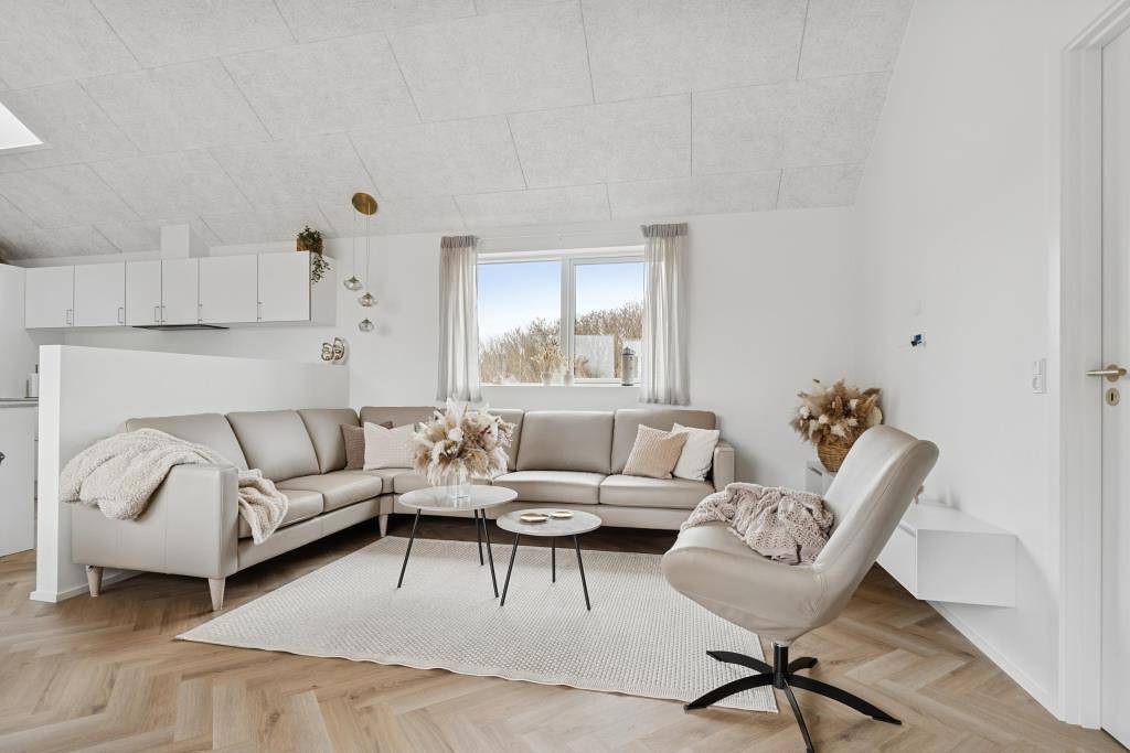 Nordsøvej 121 in Søndervig – Exclusive luxury pool house of the highest standard Space for 14 people in Søndervig, Holmsland Klit