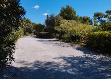 Gîte pour 2 personnes, avec terrasse et jardin à Ollioules