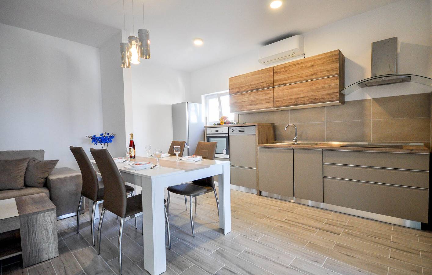Apartamento vacacional entero, Apartamento de vacaciones para 4 personas con piscina in Novi Grad, Region de Umag