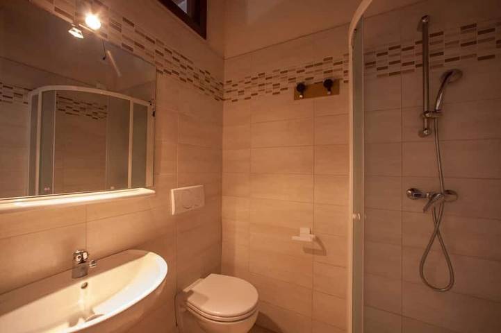 Ferienpark für 6 Personen, mit Balkon und Pool am Gardasee - 4